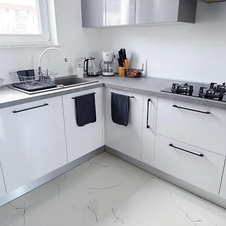 Апартаменти New 2 Bed, 1 Bath In Задар